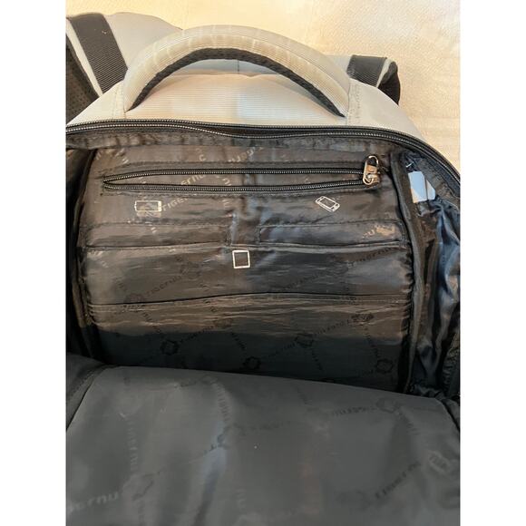 Tigernu Padded Laptop Backpack - Picture 5 of 6